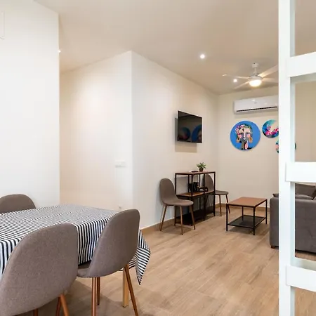 Cervantes 17 Apartment *