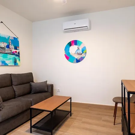 Apartment Cervantes 17 *