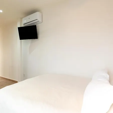 Apartment Cervantes 17 *